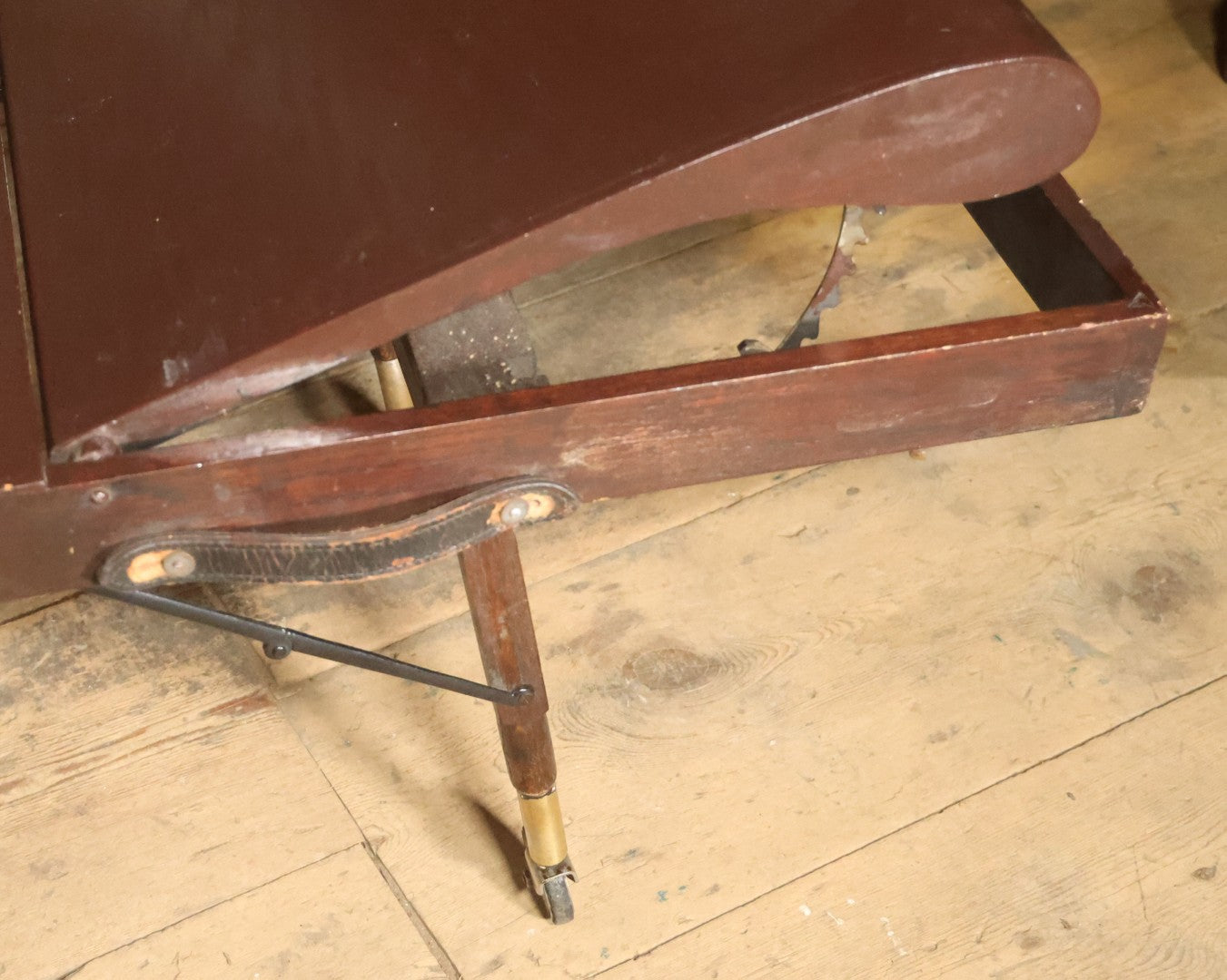 Antique Folding Traveling Embalming Table, Cooling Table, Gleason Board, Manufactured By Undertakers' Supply Co., Chicago, Dark Stain Finish