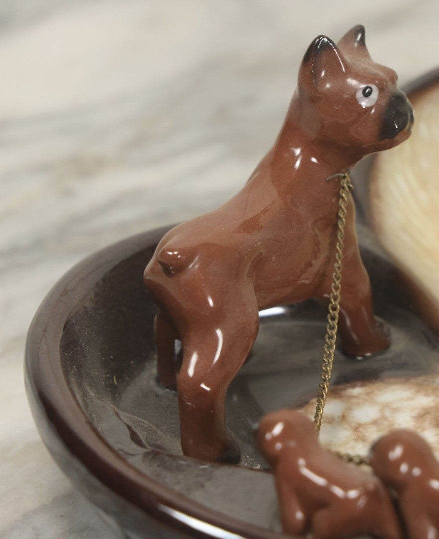 Lot 030 - Vintage Mid-Century Boxer Dog With Puppies Ashtray, Manufactured By Brinn's, Pittsburgh, Pennsylvania, Made In Japan
