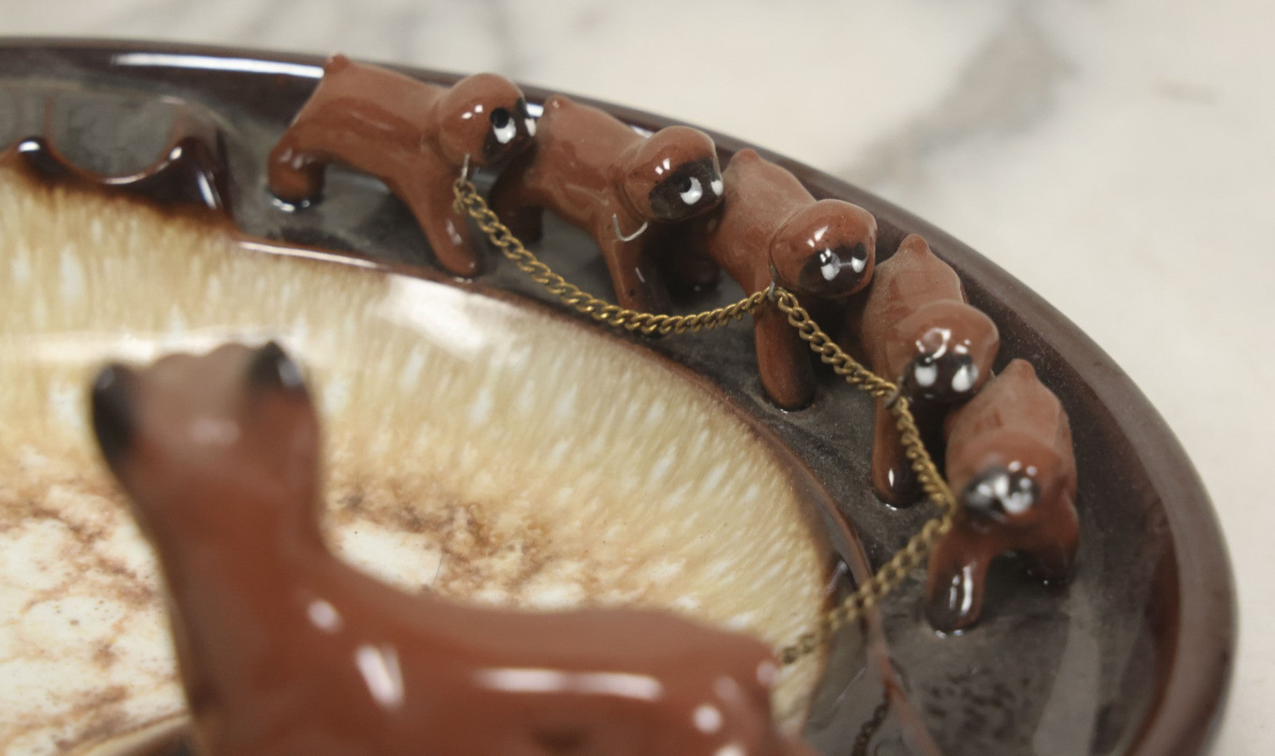 Lot 030 - Vintage Mid-Century Boxer Dog With Puppies Ashtray, Manufactured By Brinn's, Pittsburgh, Pennsylvania, Made In Japan