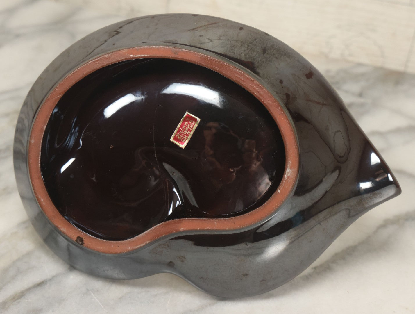 Lot 030 - Vintage Mid-Century Boxer Dog With Puppies Ashtray, Manufactured By Brinn's, Pittsburgh, Pennsylvania, Made In Japan