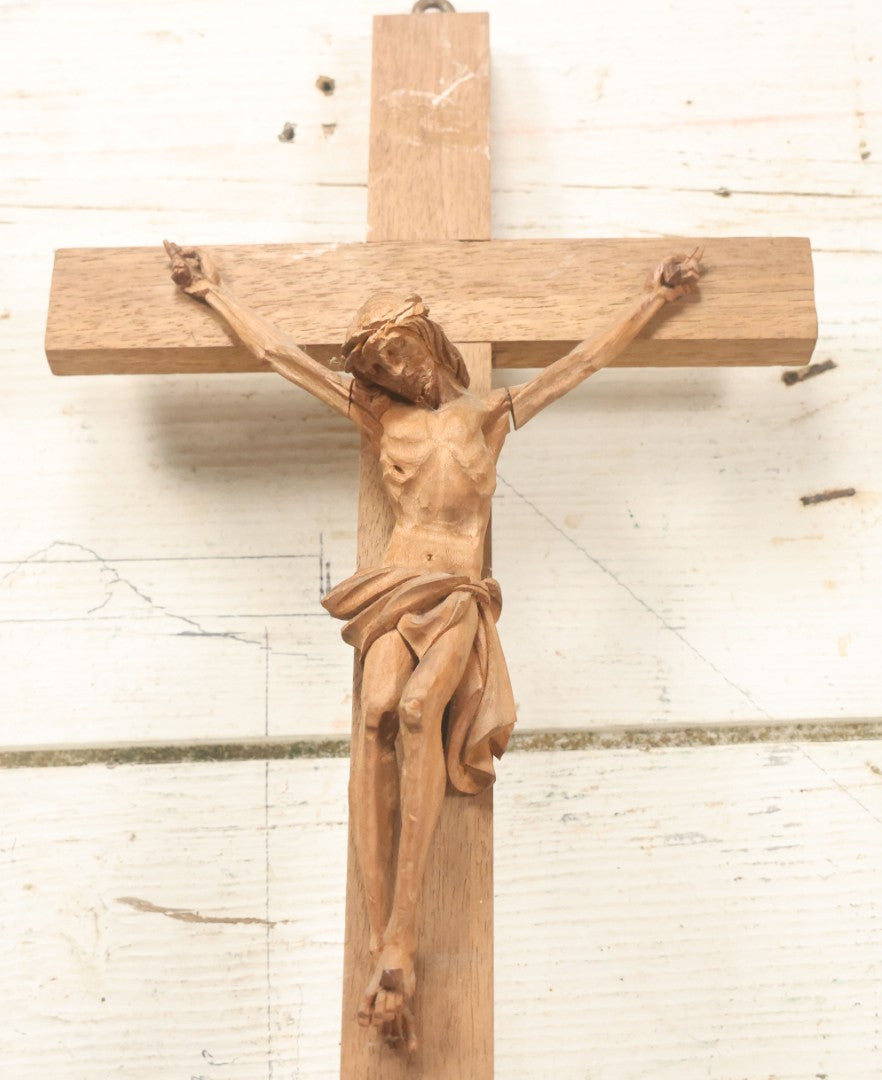 Lot 033 - Vintage Folk Art Hand Carved Wooden Crucifix With Jesus, Missing I.N.R.I. Banner