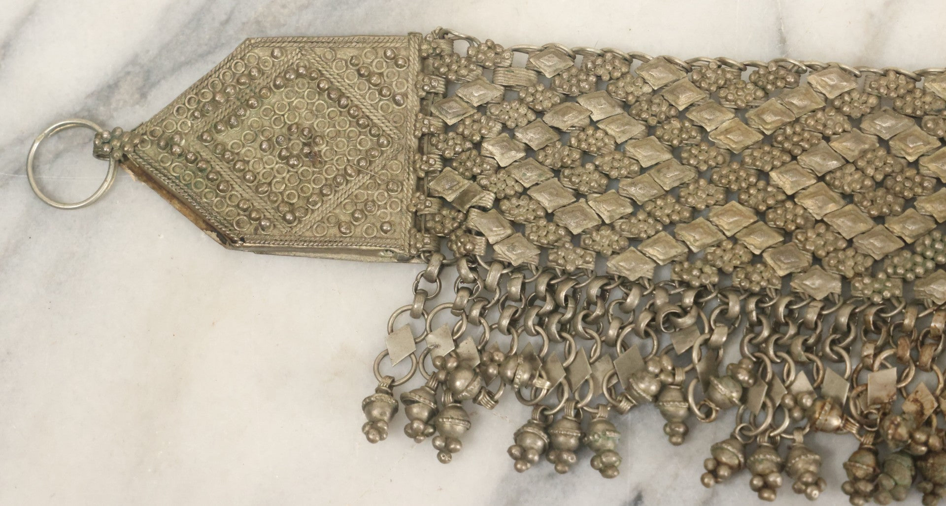 Lot 036 - Vintage Ornate Middle Eastern Headpiece "Parure De Tête" Jewelry With Jingling Metal Adornments