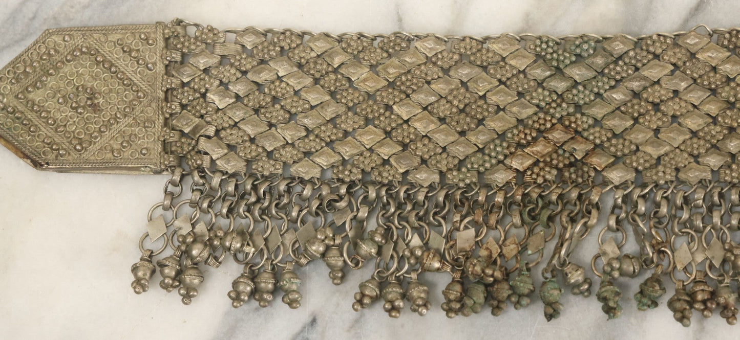 Lot 036 - Vintage Ornate Middle Eastern Headpiece "Parure De Tête" Jewelry With Jingling Metal Adornments