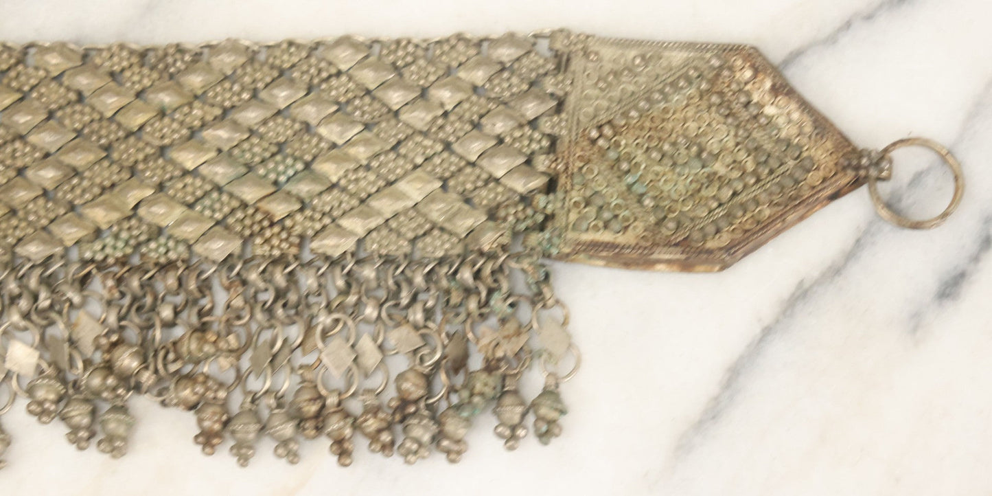 Lot 036 - Vintage Ornate Middle Eastern Headpiece "Parure De Tête" Jewelry With Jingling Metal Adornments