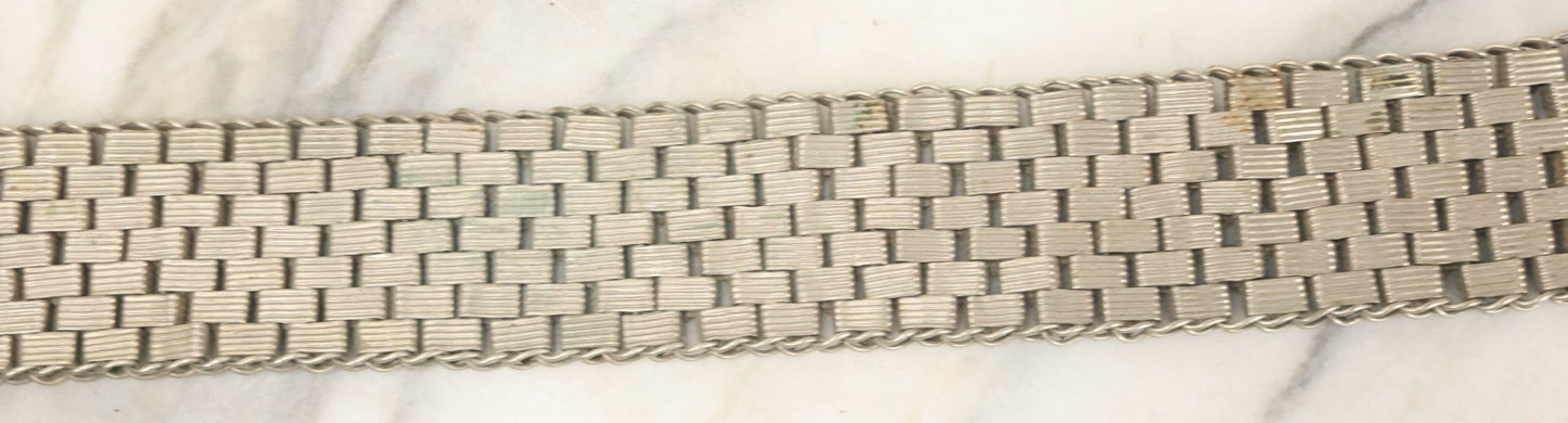 Lot 037 - Vintage Ornate Middle Eastern Metal Belt 