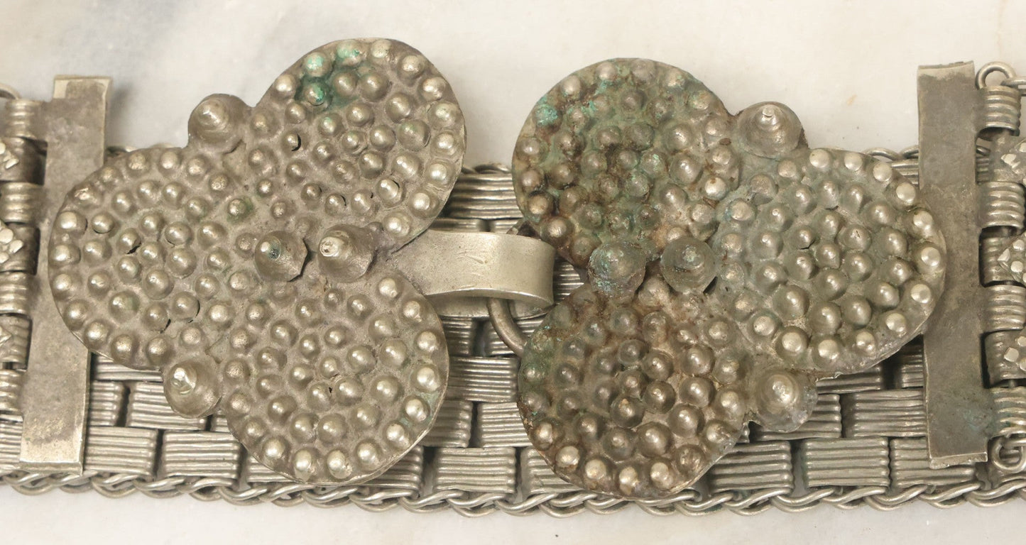 Lot 037 - Vintage Ornate Middle Eastern Metal Belt 