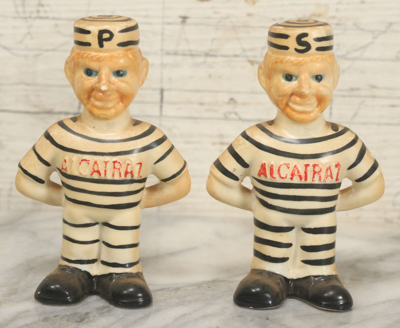 Lot 046 - Pair Of Vintage Alcatraz Prison Prisoners Salt And Pepper Shakers, Made In Japan