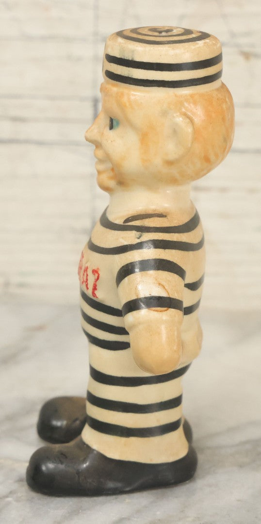 Lot 046 - Pair Of Vintage Alcatraz Prison Prisoners Salt And Pepper Shakers, Made In Japan