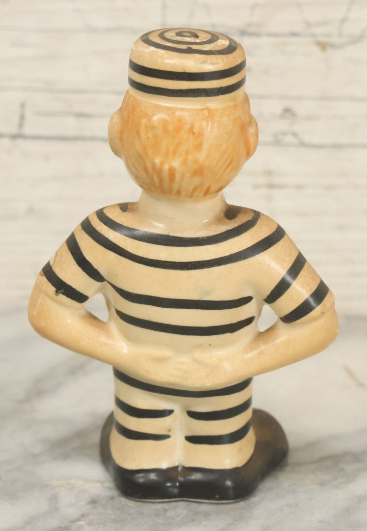 Lot 046 - Pair Of Vintage Alcatraz Prison Prisoners Salt And Pepper Shakers, Made In Japan