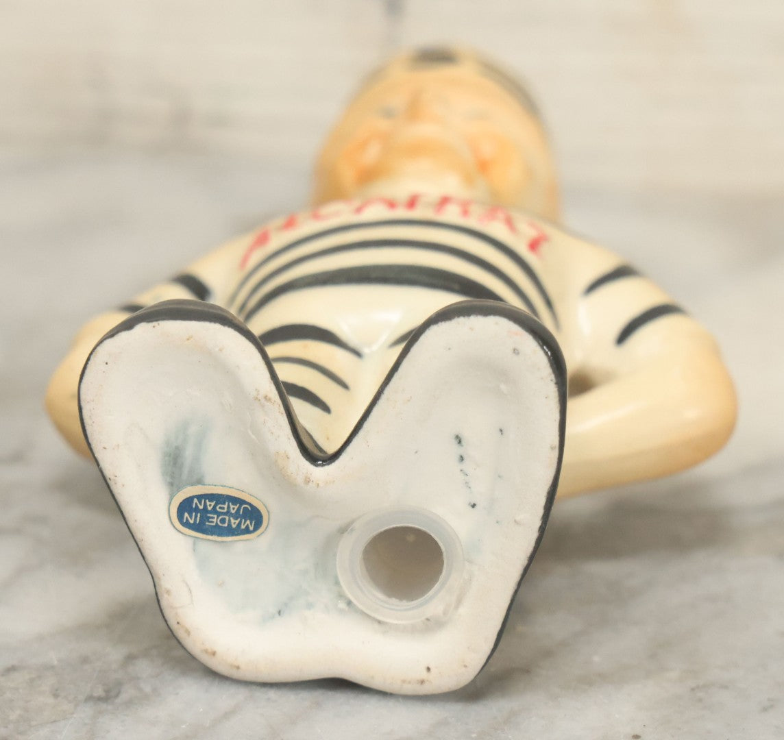 Lot 046 - Pair Of Vintage Alcatraz Prison Prisoners Salt And Pepper Shakers, Made In Japan