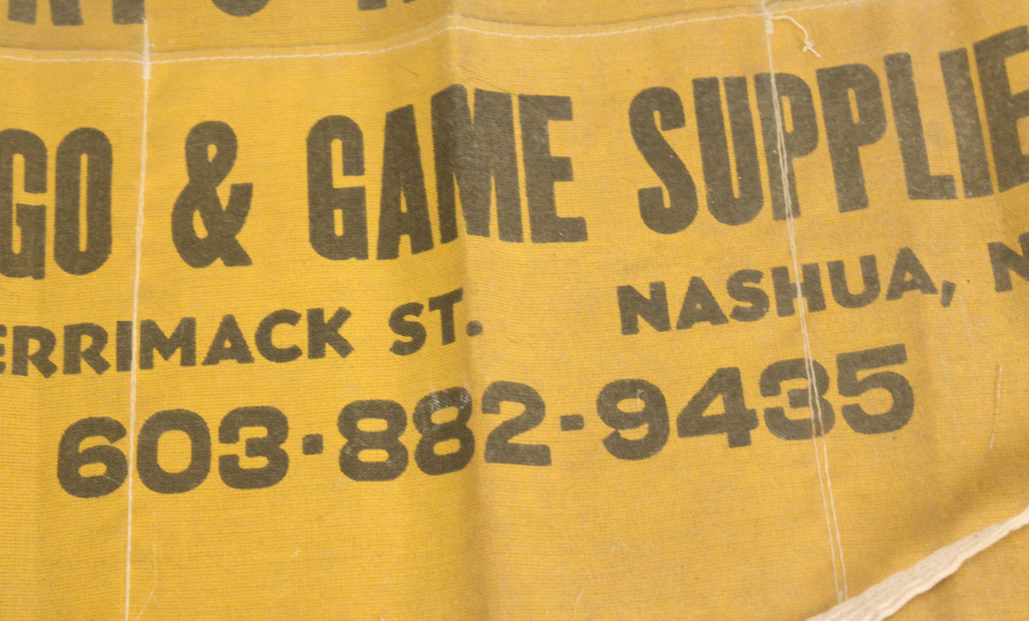 Lot 080 - Vintage Ray's Novelties Bingo And Game Supplies Cashier Salesman's Apron, Nashua, New Hampshire