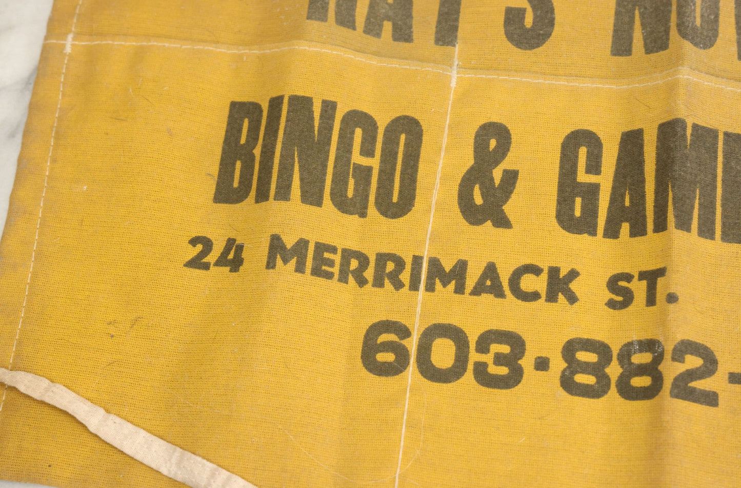 Lot 080 - Vintage Ray's Novelties Bingo And Game Supplies Cashier Salesman's Apron, Nashua, New Hampshire