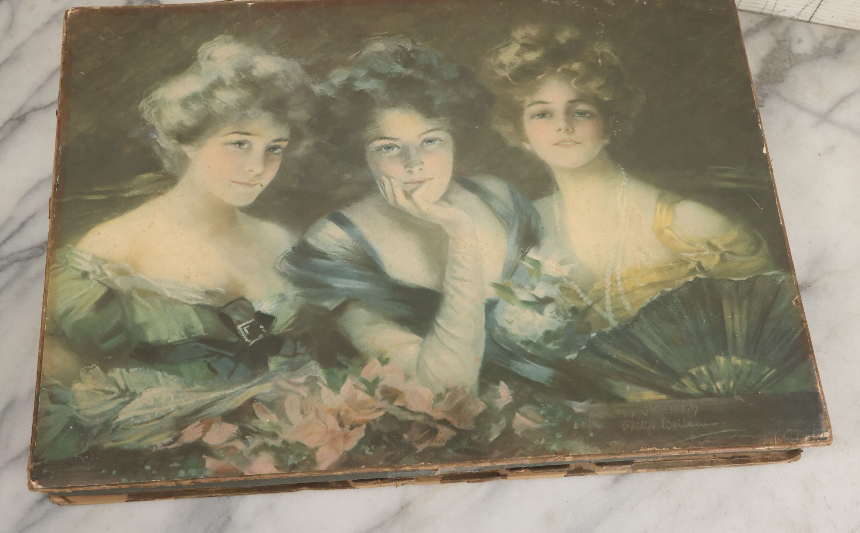 Lot 084 - Antique Large Size Chocolate Box With Cover Art Of Three Beautiful Edwardian Women Titled "At The Opera" By Philip Boileau (1863-1917), Dolly Varden Chocolate Company, Cincinnati, New York, And Saint Louis