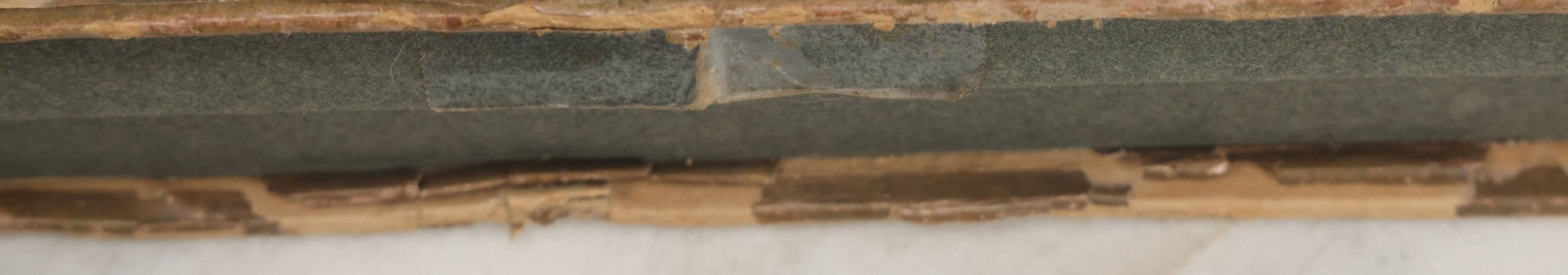 Lot 084 - Antique Large Size Chocolate Box With Cover Art Of Three Beautiful Edwardian Women Titled "At The Opera" By Philip Boileau (1863-1917), Dolly Varden Chocolate Company, Cincinnati, New York, And Saint Louis