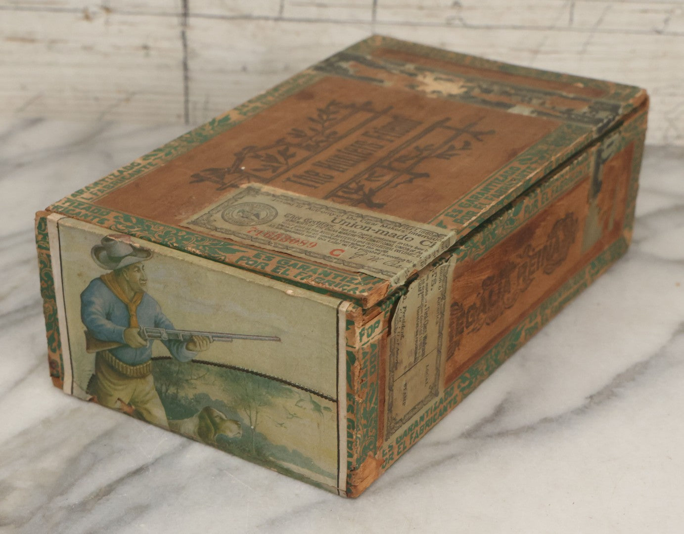 Lot 098 - Antique Wooden Cigar Box With Lithographed Label For The Hunter's Friend Cigars, With Hunter And Dog Graphics On Internal Label