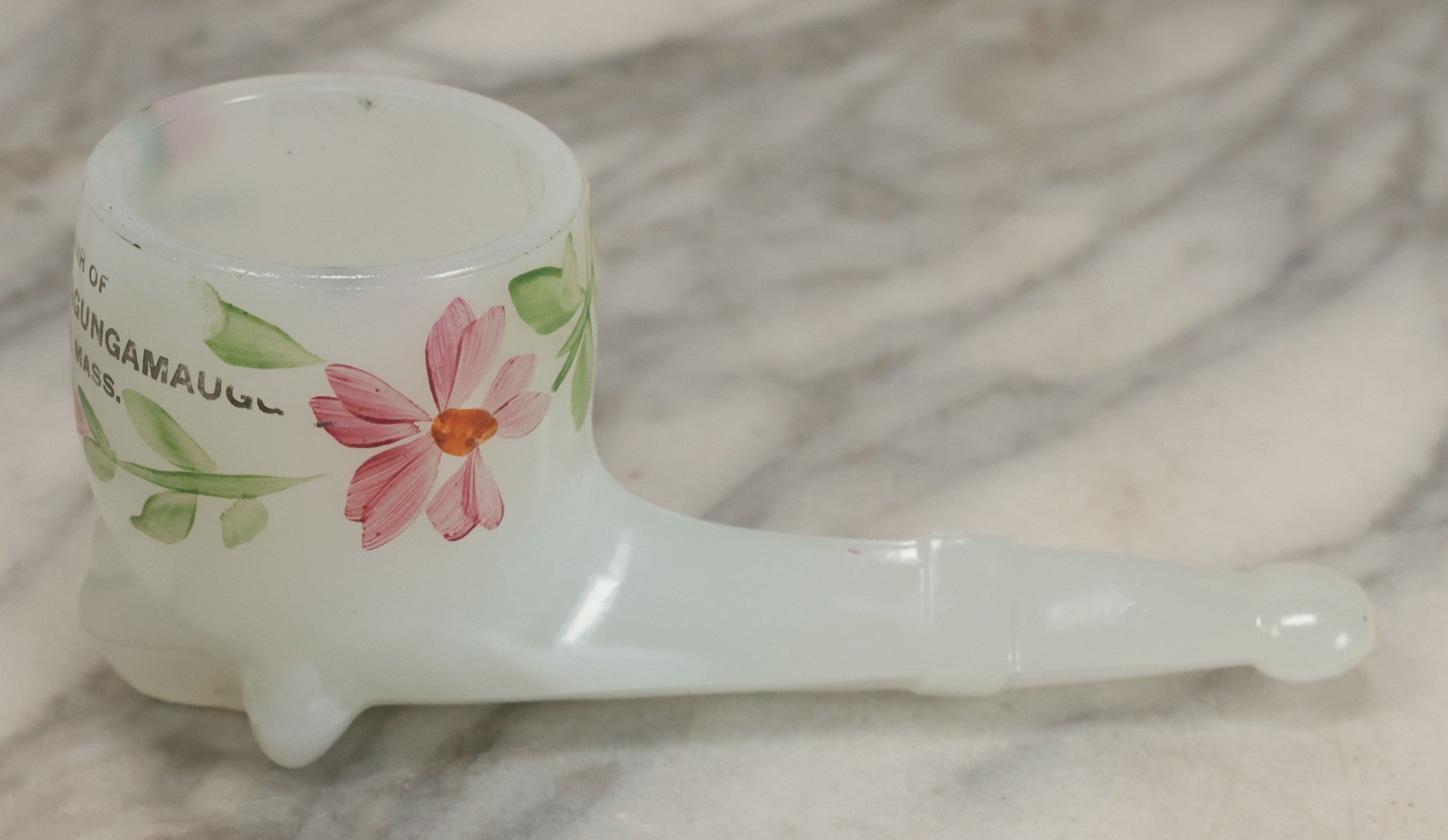 Lot 102 - Antique Glass Pipe Souvenir Of Lake Chaubunagungamaug A.K.A. Lake Char­Gogg­A­Gogg­Man­Chaugg­A­Gogg­Chau­Bun­A­Gung­A­Maugg A.K.A. Webster Lake, Webster, Massachusetts