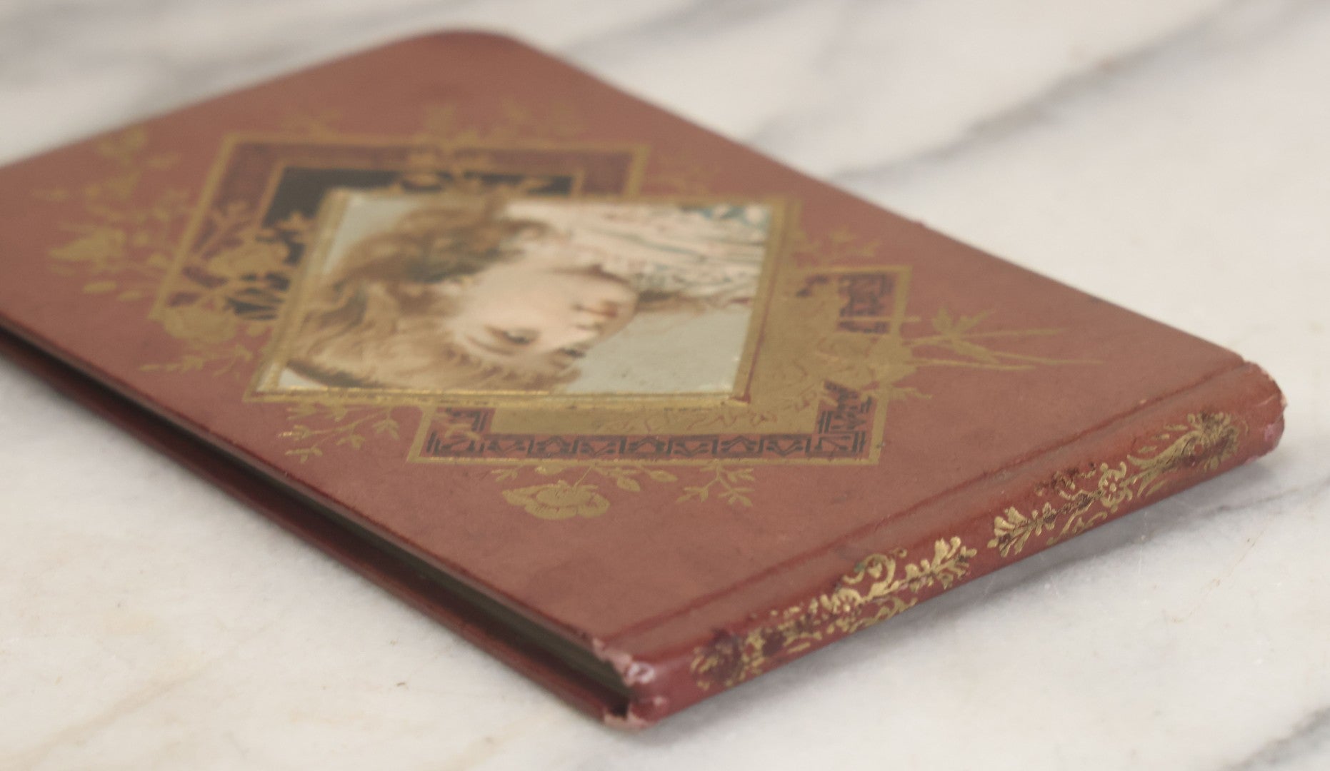 Lot 106 - Empty Antique Victorian Autograph Album, "The Hendschel Album" Published By The Major Knapp & Co., New York, With Little Girl On Cover, Gold Flowers, Seven Full Page Chromolithograph Plate Inserts