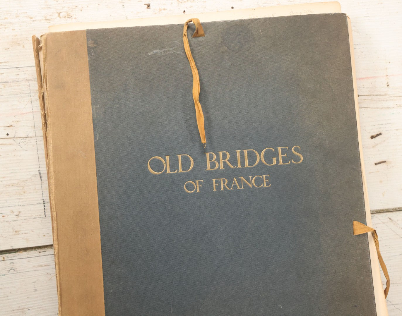 Lot 124 - Antique Folio Print Book "Old Bridges Of France: A Series Of Historical Examples From Roman Times To The End Of The 18th Century" Published By The Press Of The American Institute Of Architects, No. 257 Of 1000, Printed In France, 1925