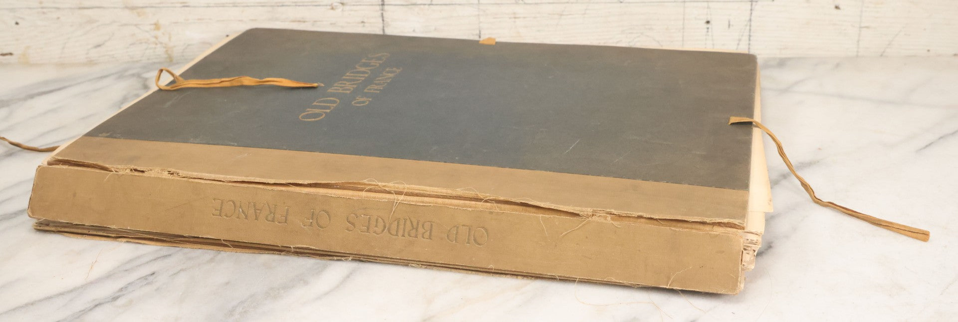 Lot 124 - Antique Folio Print Book "Old Bridges Of France: A Series Of Historical Examples From Roman Times To The End Of The 18th Century" Published By The Press Of The American Institute Of Architects, No. 257 Of 1000, Printed In France, 1925