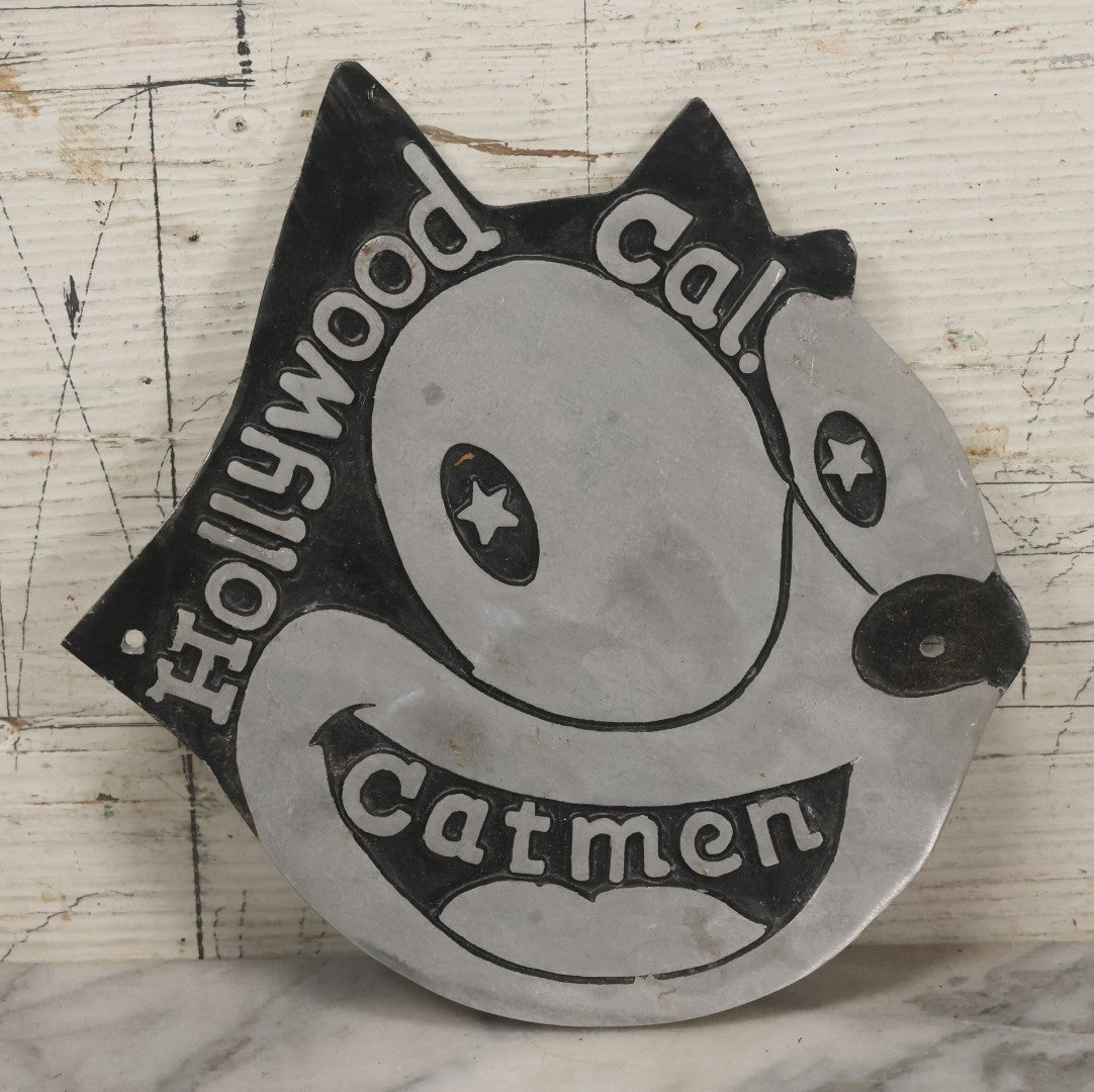 Lot 129 - Vintage Reproduction Cast Aluminum Felix The Cat Catmen Auto Club, Hollywood California, Plaque