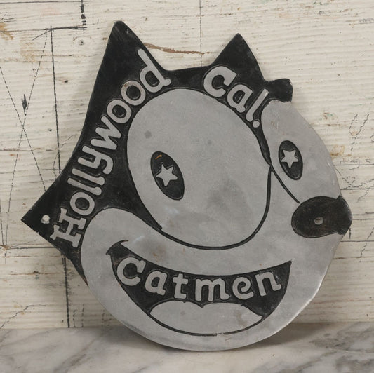 Lot 129 - Vintage Reproduction Cast Aluminum Felix The Cat Catmen Auto Club, Hollywood California, Plaque