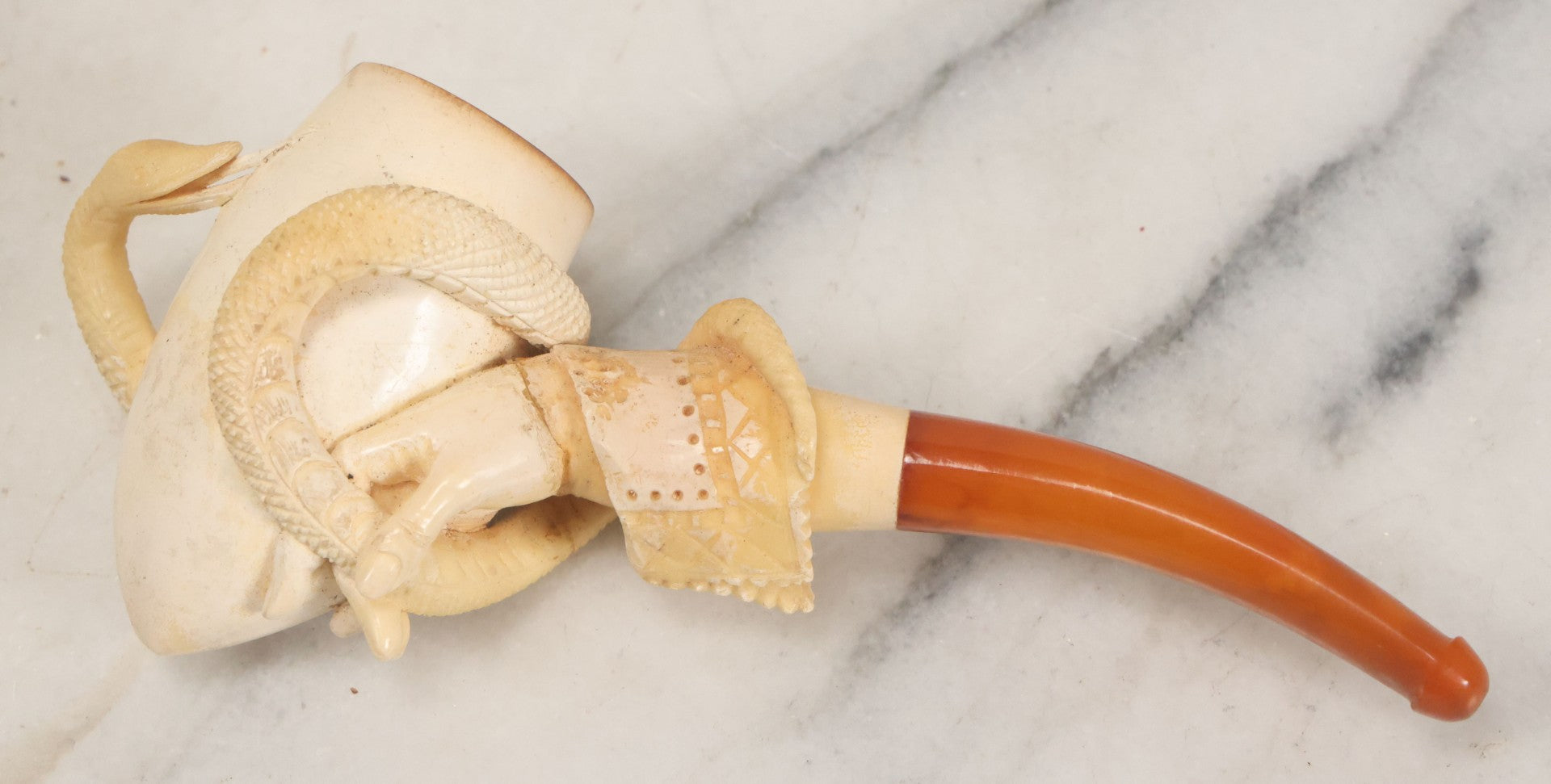 Lot 046 - Vintage Carved Meerschaum Hand Holding Snake Pipe With Stem In Original Case, Note Several Repairs