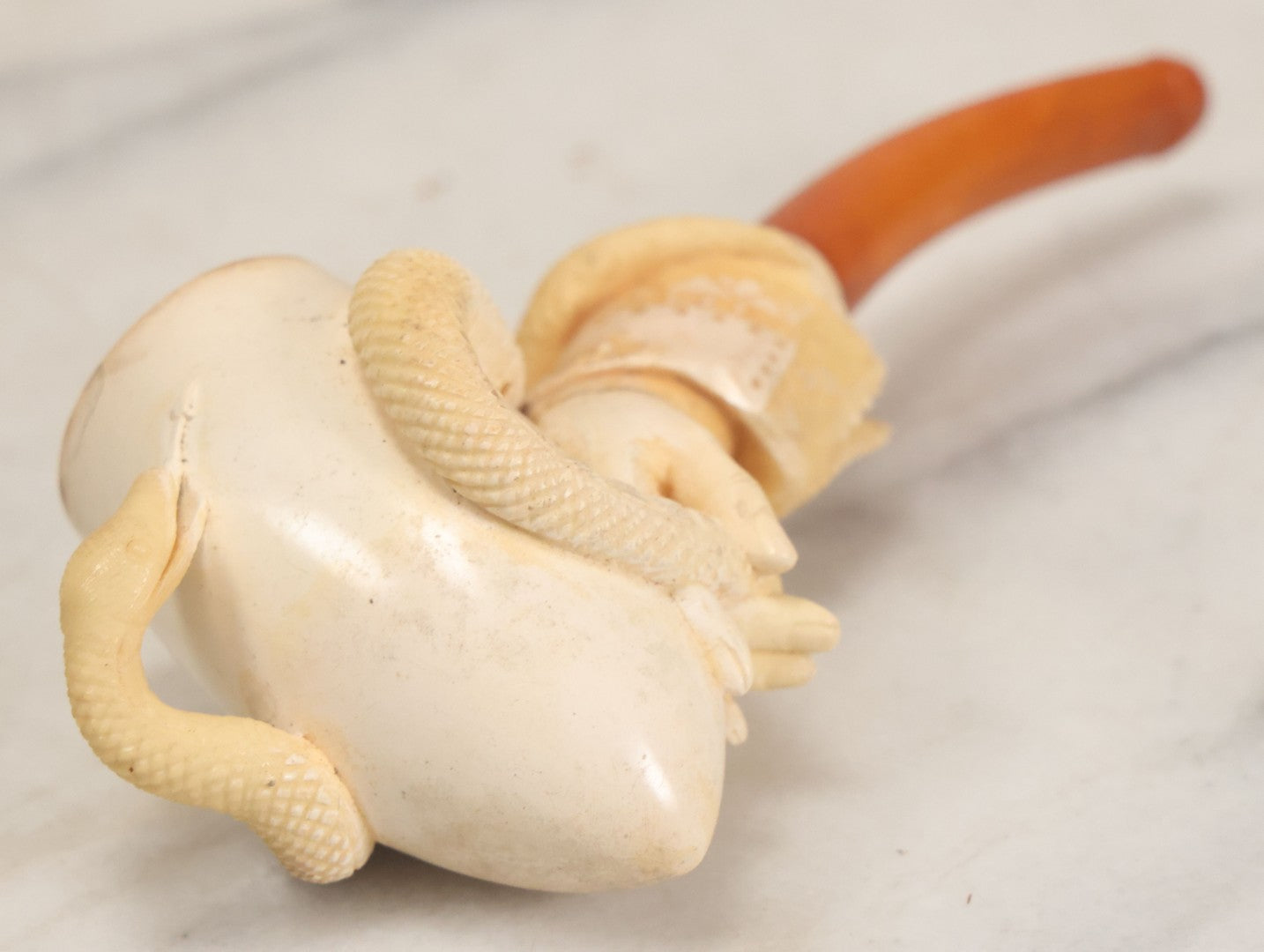Lot 046 - Vintage Carved Meerschaum Hand Holding Snake Pipe With Stem In Original Case, Note Several Repairs
