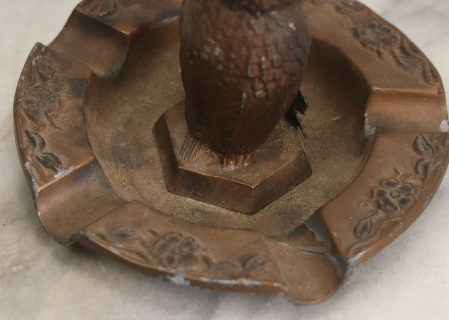 Lot 059 - Vintage Cast Pot Metal Ashtray With Owl With Red Gem Eyes, Souvenir Of Montreal Canada, With Montreal Maple Leaf, Bronze Paint