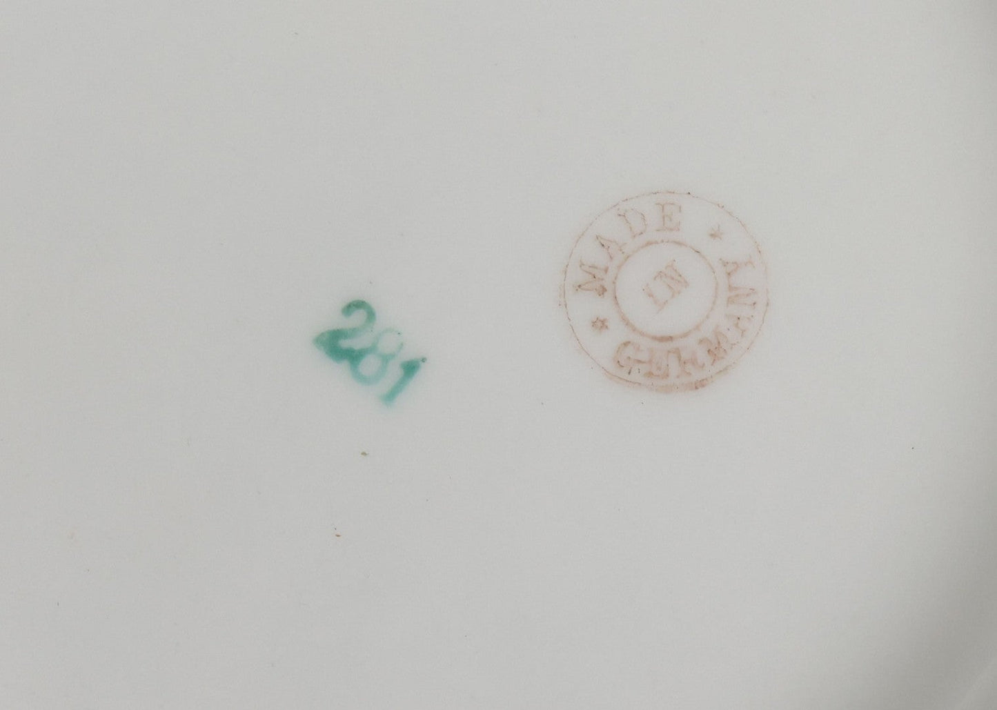 Lot 063 - Antique Porcelain Plate With Boy Peeing "Good Luck" Message In Snow With His Pet Pig, Souvenir Of Gileghenny, Pennsylvania, Made In Germany, No. 281, 6-3/8" Diameter