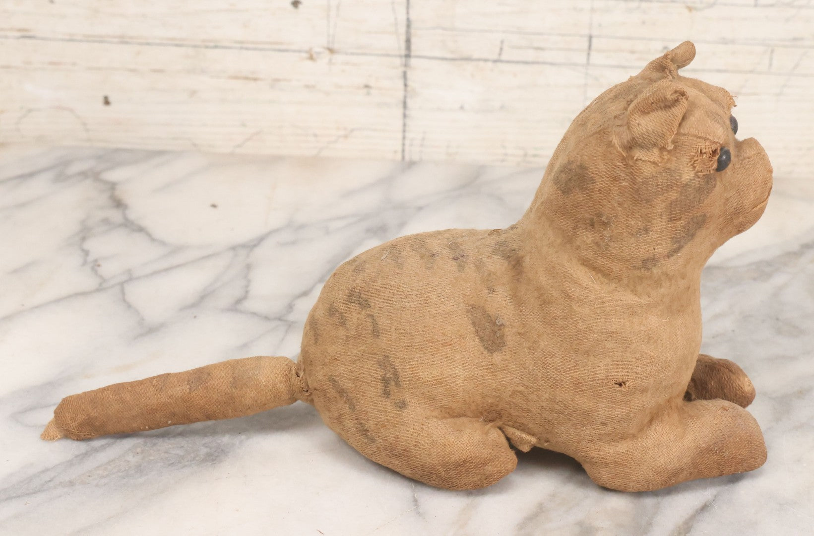 Lot 018 - Antique Straw Stuffed Cat Stuffed Animal Toy With Black Bead Eyes, Crouching Pose, Note Holes And Wear