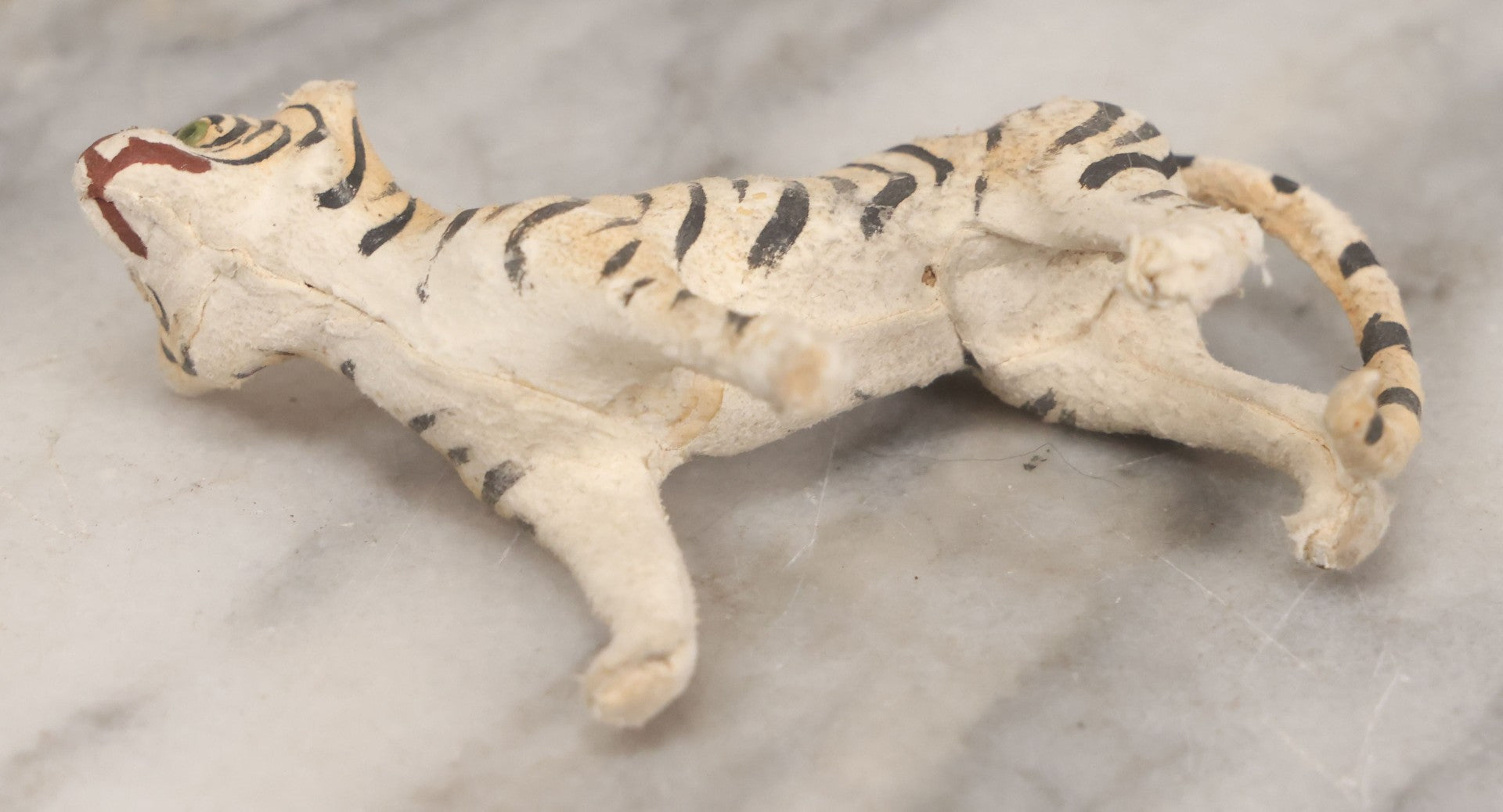 Lot 023 - Grouping Of Six Vintage Tiger Toys Including Five Felt Toys, Made In Germany, And One Wood And Masonite Toy
