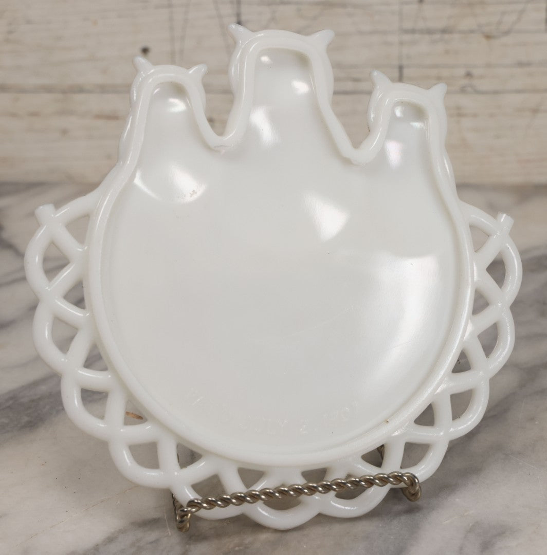Lot 037 - Antique Westmoreland Milk Glass Character Plate With Three Owls, Marked Patented July 2, 1901