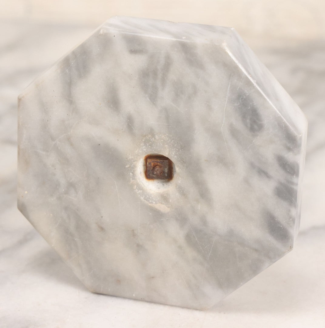 Lot 048 - Vintage Bruxelles Boy, Peeing Child Change Dish/Ashtray With White Marble Base And Cast Metal Figure