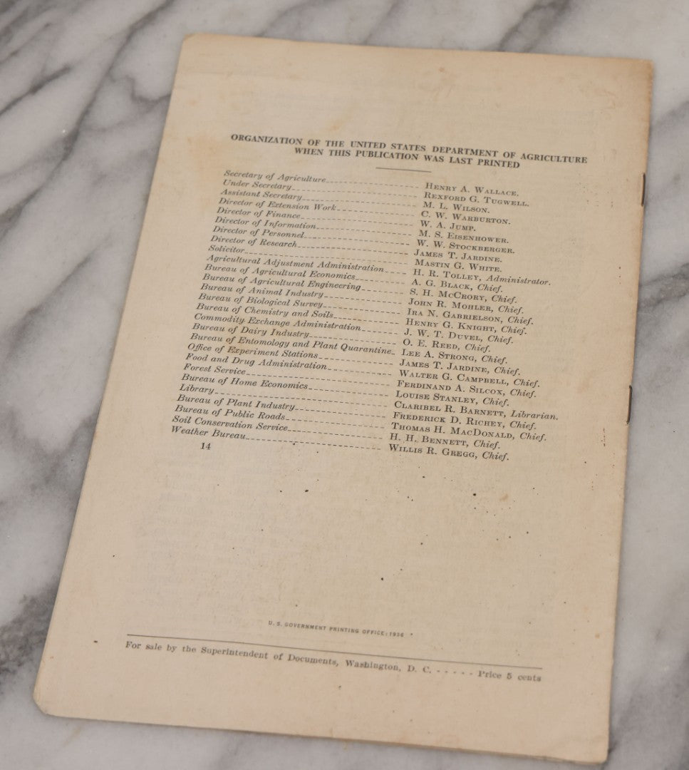 Lot 067 - Grouping Of Four Agricultural Pamphlets Including "Houseplants And Their Care" (September 1929), "Poison Ivy And Poison Sumac" (May 1929), "Transplanting Trees And Shrubs" (August 1929), "Chrysanthemums For The Home" (September 1931)