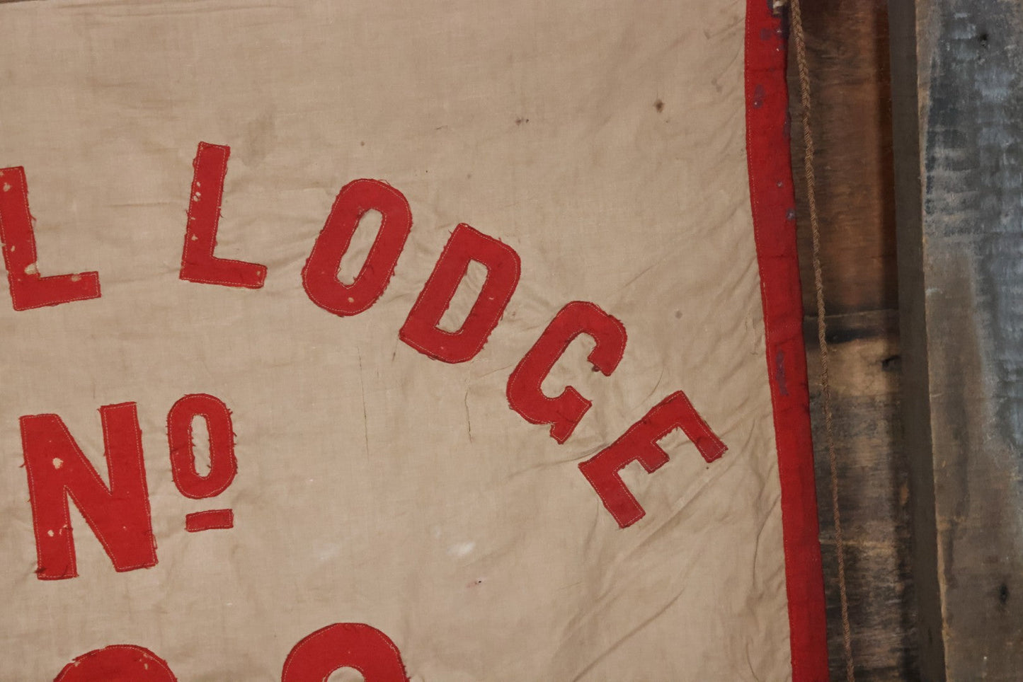 Lot 001 - Antique Odd Fellows I.O.O.F. Bethel Lodge No. 820, Pennsylvania, Hand Stitched Double Sided Banner With Three Links Symbol, Note Heavy Wear