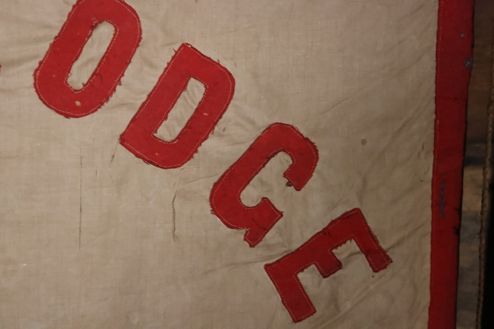 Lot 001 - Antique Odd Fellows I.O.O.F. Bethel Lodge No. 820, Pennsylvania, Hand Stitched Double Sided Banner With Three Links Symbol, Note Heavy Wear