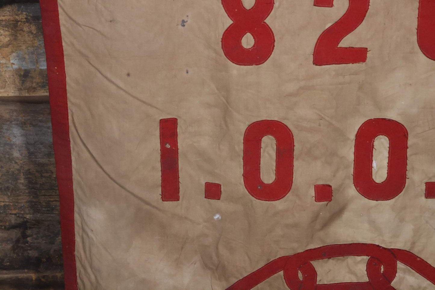 Lot 001 - Antique Odd Fellows I.O.O.F. Bethel Lodge No. 820, Pennsylvania, Hand Stitched Double Sided Banner With Three Links Symbol, Note Heavy Wear