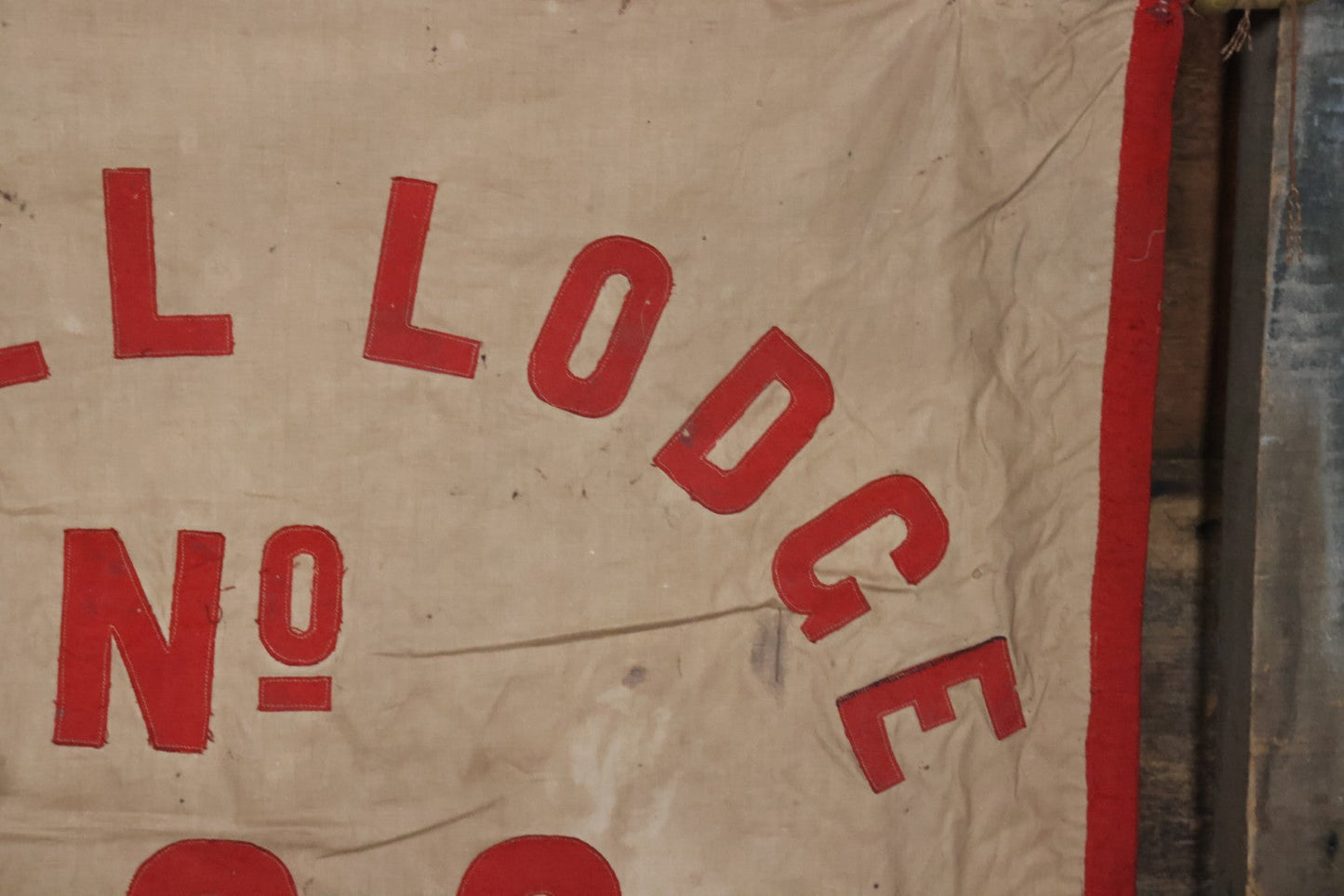 Lot 001 - Antique Odd Fellows I.O.O.F. Bethel Lodge No. 820, Pennsylvania, Hand Stitched Double Sided Banner With Three Links Symbol, Note Heavy Wear
