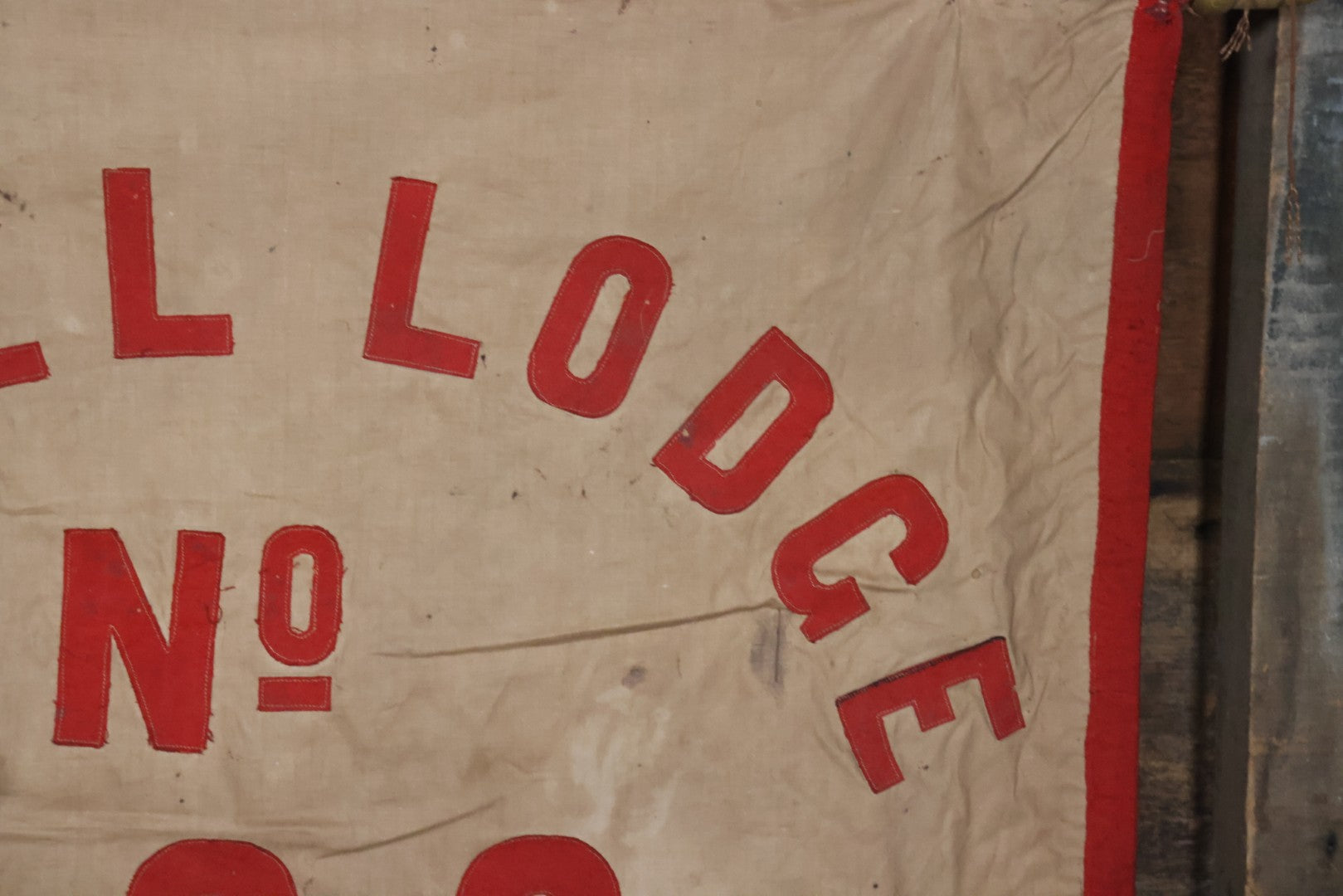 Lot 001 - Antique Odd Fellows I.O.O.F. Bethel Lodge No. 820, Pennsylvania, Hand Stitched Double Sided Banner With Three Links Symbol, Note Heavy Wear