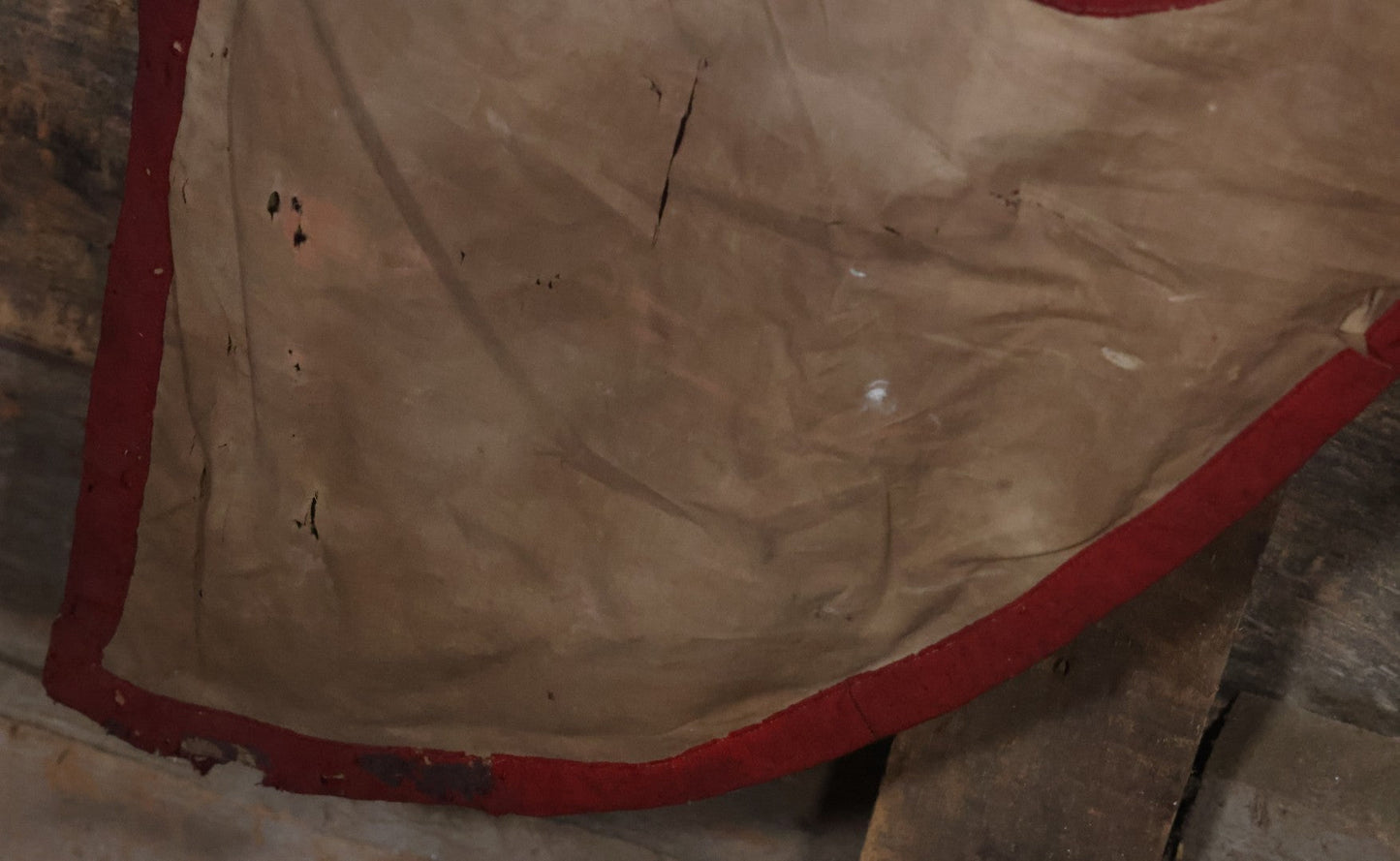 Lot 001 - Antique Odd Fellows I.O.O.F. Bethel Lodge No. 820, Pennsylvania, Hand Stitched Double Sided Banner With Three Links Symbol, Note Heavy Wear