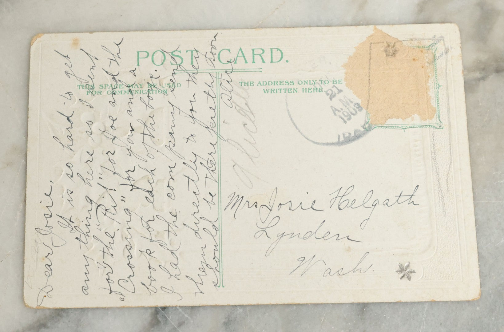 Lot 098 - Single Antique Christmas Postcard With Santa Claus In Blue Robes Knocking On Door With Presents, Postmarked 1909