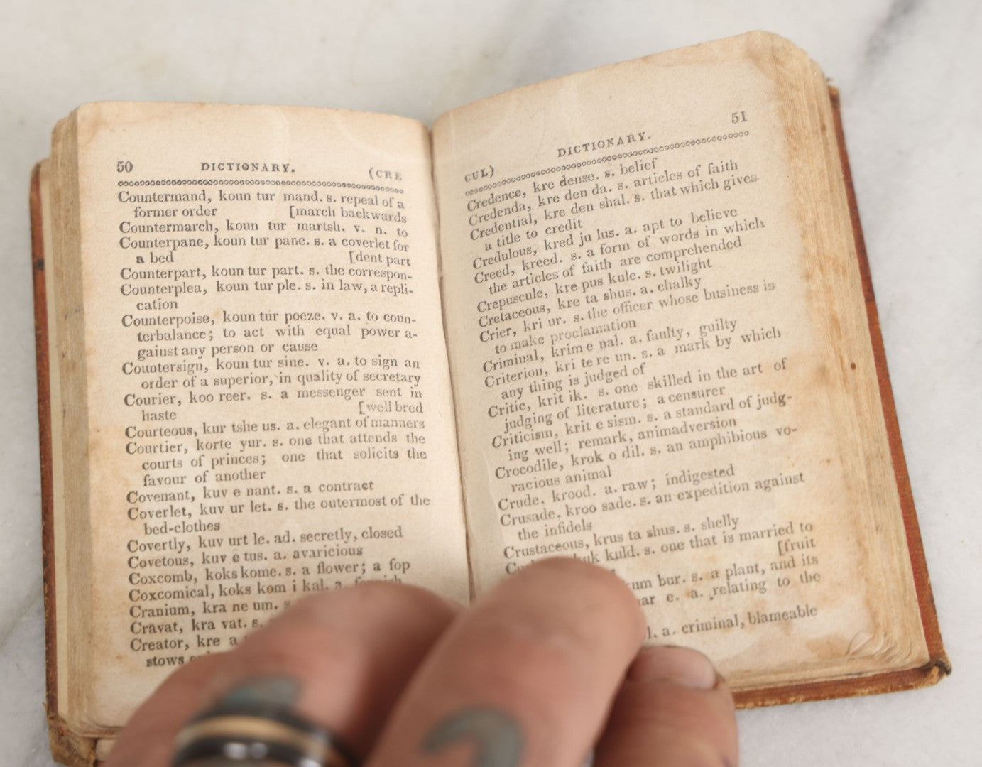 Lot 155 - "The Gentlemen And Ladies' Pocket Dictionary" Early Antique Book By Noah J. D. George, Printed By Luther Roby, Concord, New Hampshire, 1831