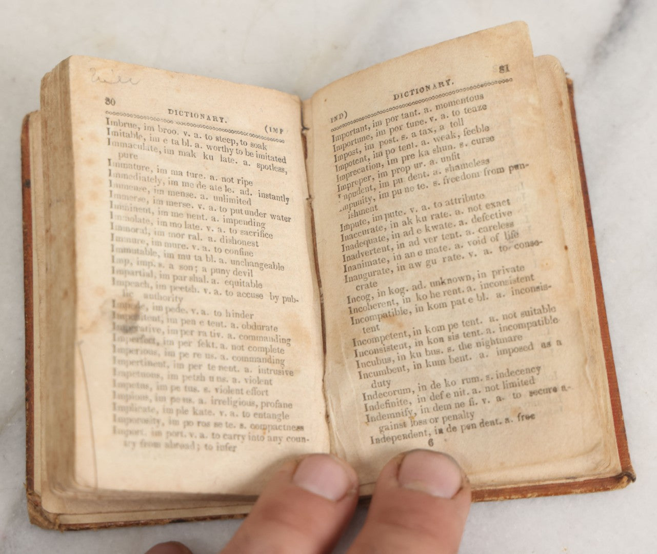 Lot 155 - "The Gentlemen And Ladies' Pocket Dictionary" Early Antique Book By Noah J. D. George, Printed By Luther Roby, Concord, New Hampshire, 1831