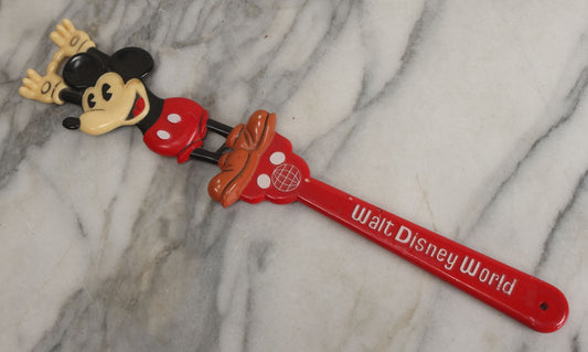 Lot 164 - Vintage Plastic Walt Disney World Mickey Mouse Back Scratcher, Copyright Walt Disney Productions, Made In Hong Kong