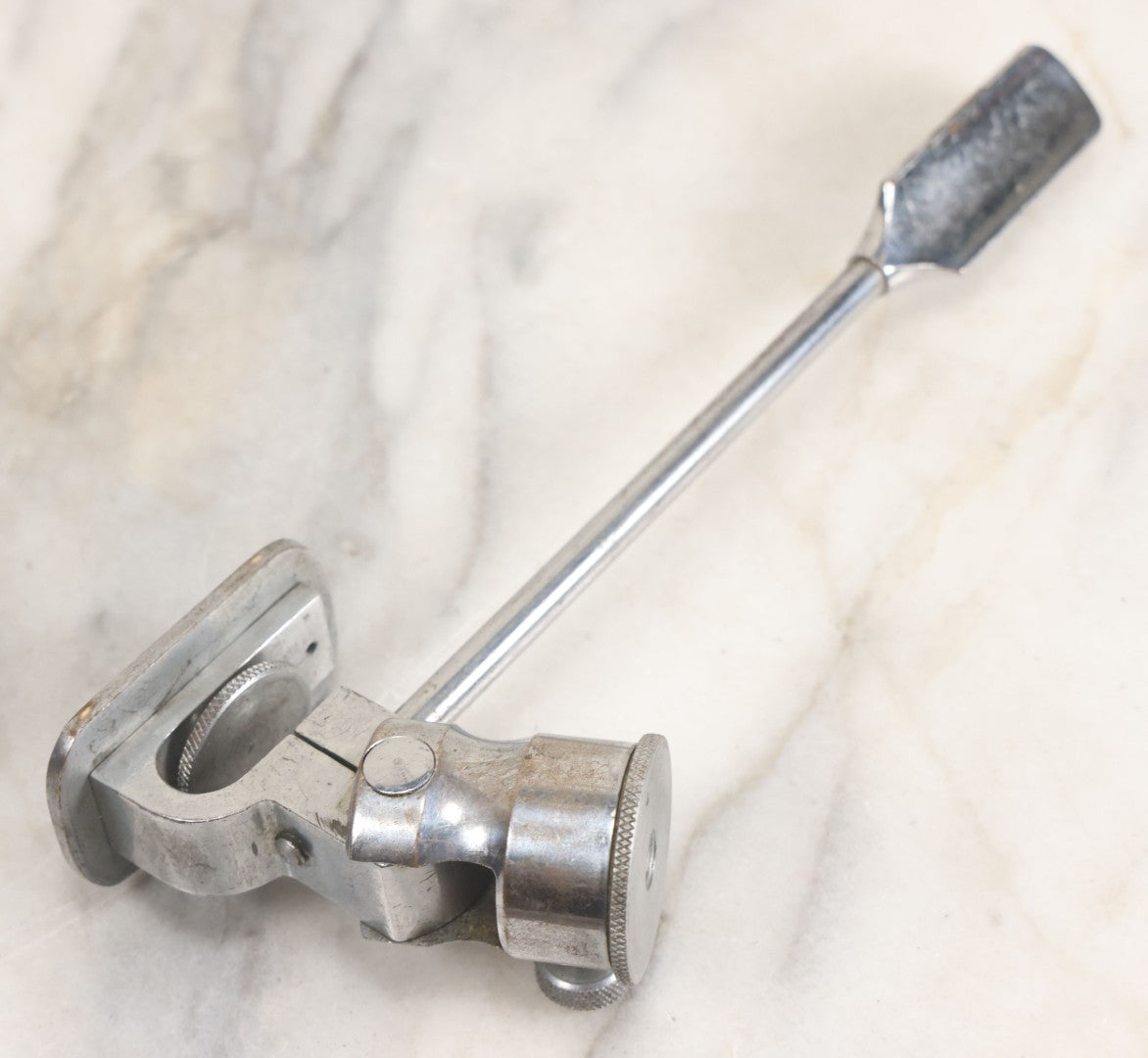 Lot 014 - Vintage Machined Metal Panning And Tilting Camera Tripod Head With 1/4"-20 Knurled Mounting Bolt, No Manufacturer's Mark