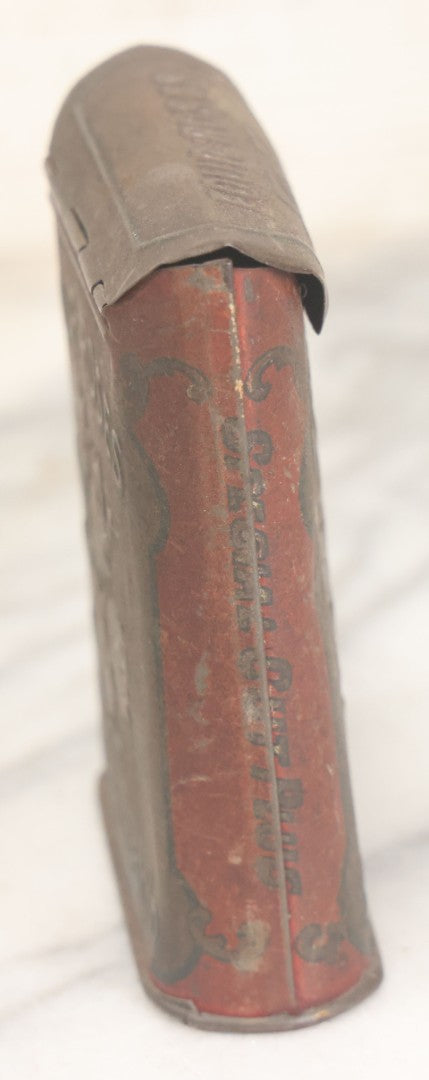 Lot 017 - Vintage Pressed Tin Four Roses Smoking Tobacco Pocket Box With Remnants Of Original Paint