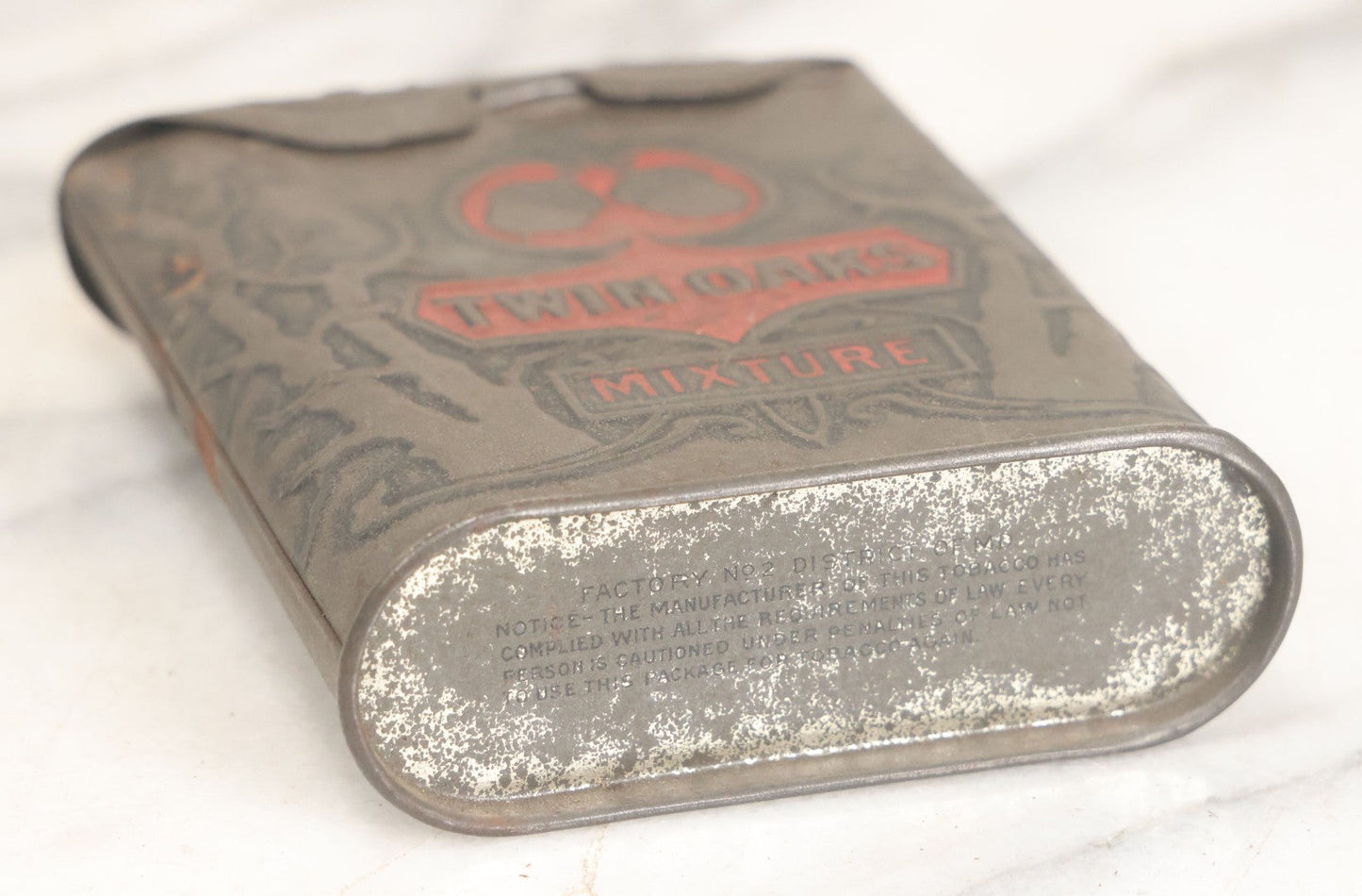 Lot 018 - Vintage Pressed Tin Twin Oaks Smoking Tobacco Mixture Pocket Box With Remnants Of Original Paint