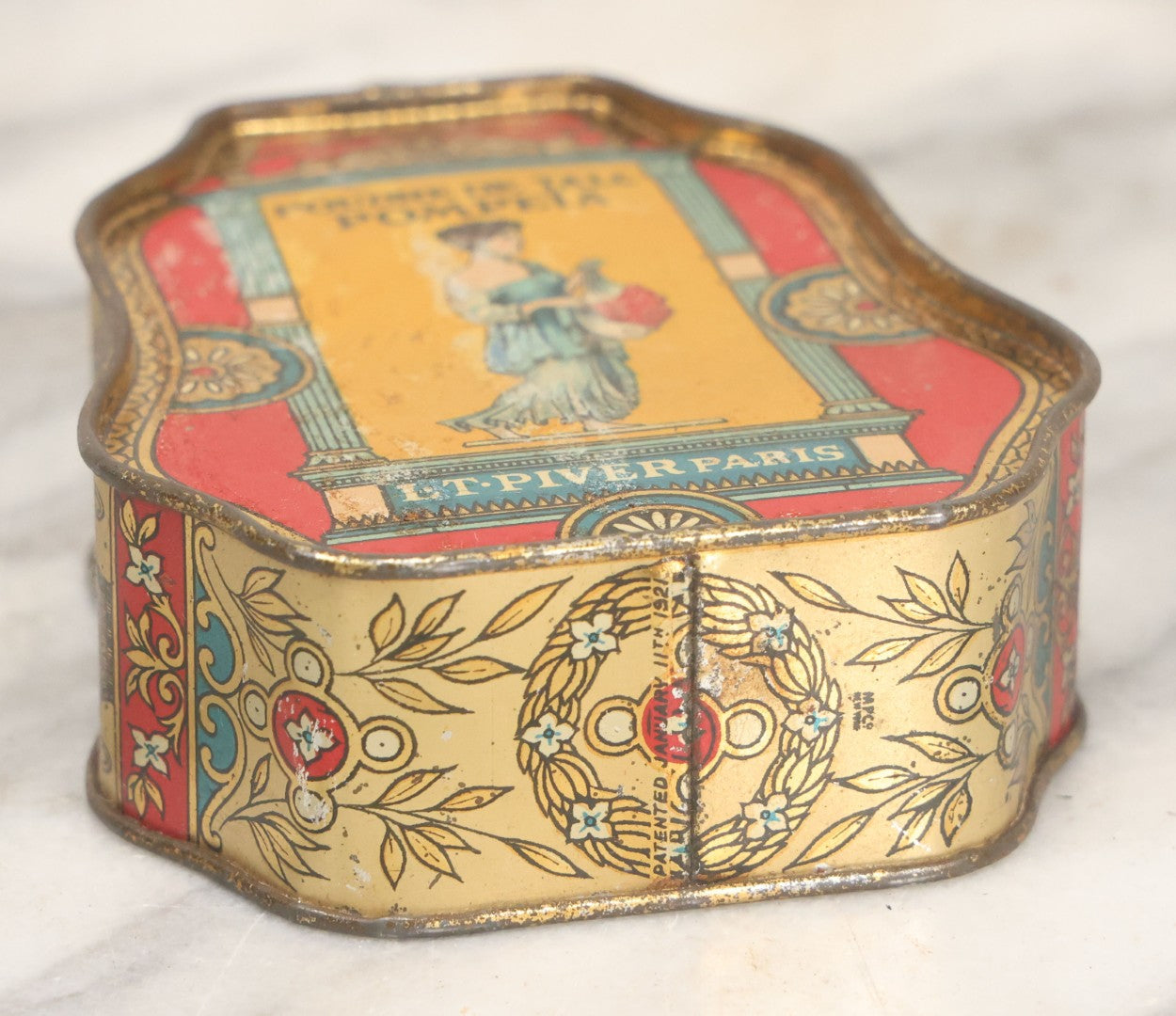 Lot 019 - Vintage Tin Lithograph "Poudre De Talc Pompeia" Talc Powder Tin By L.T. Piver, Paris, Made In France, Packed In The United States, Patented January 11, 1921