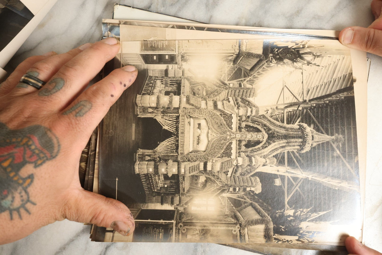 Lot 061 - Grouping Of 25 Antique Documentary Photographs Of The Canadian National Exhibition, Late 19th Century, With List Of Content Descriptions, Photos Are Curled