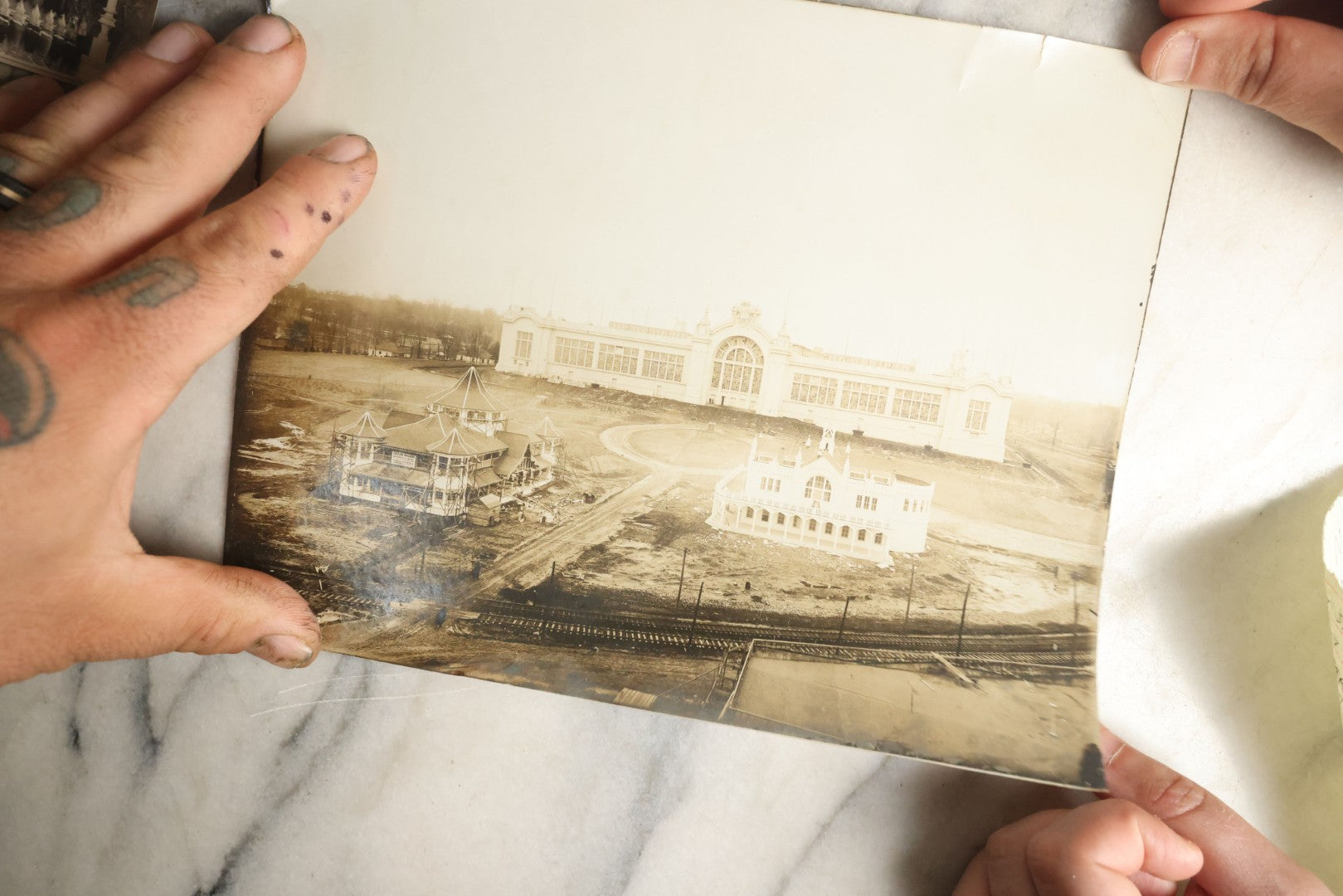 Lot 061 - Grouping Of 25 Antique Documentary Photographs Of The Canadian National Exhibition, Late 19th Century, With List Of Content Descriptions, Photos Are Curled